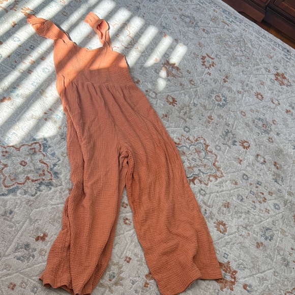 Madewell Sz.8 Lightspun Lucie Flutter-Sleeve Jumpsuit in the color mulled cider - Picture 8 of 12